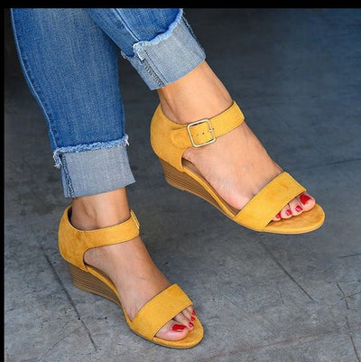 Women's Fashion Wedge Buckle Strap Plus Size Sandals