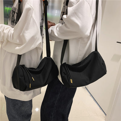 Single Shoulder Messenger Bag Men's Casual Large Capacity Postman Lover's Bag